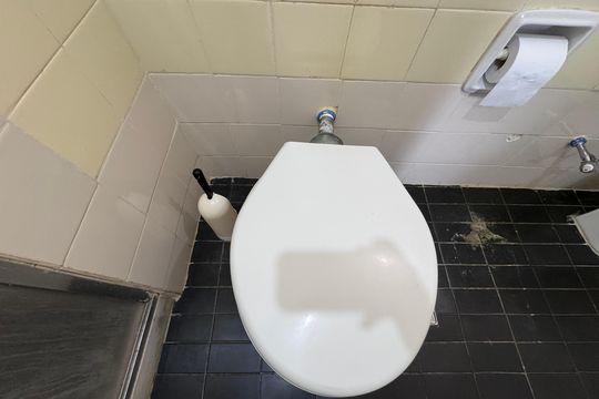 Banheiro Social de apartamento para alugar com 2 quartos, 52m² em Barra da Tijuca, Rio de Janeiro