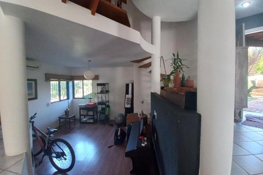 Casa para alugar com 4 quartos, 1384m² em Lagoa da Conceição, Florianópolis