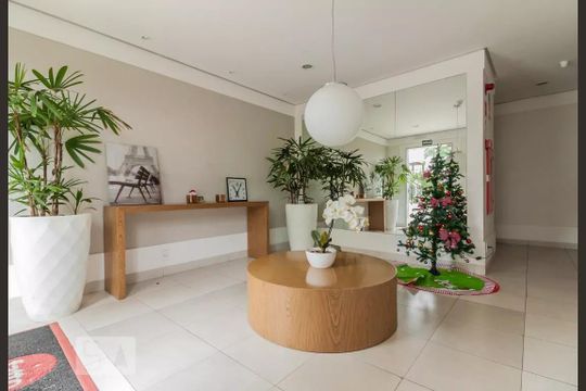 Hall social de apartamento à venda com 2 quartos, 65m² em Vila Augusta, Guarulhos