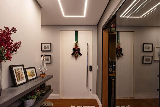 Corredor de apartamento à venda com 3 quartos, 164m² em Perdizes, São Paulo
