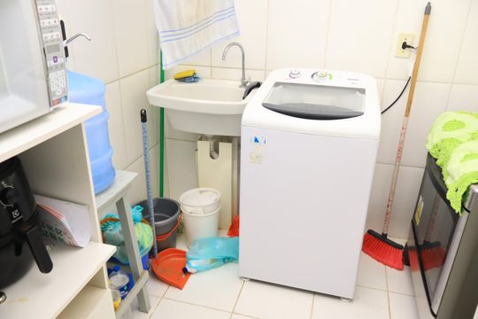 Área de Serviço de apartamento para alugar com 2 quartos, 57m² em Jardim das Margaridas, Salvador