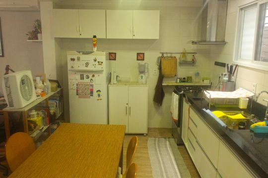 Cozinha de casa para alugar com 2 quartos, 120m² em Embaré, Santos