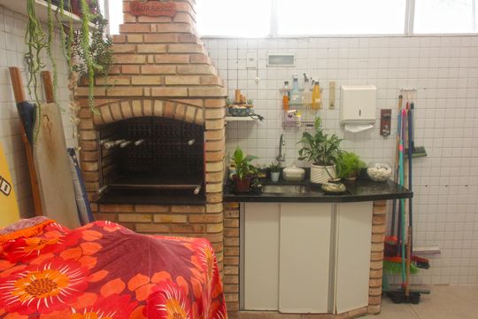 Área de Serviço de casa para alugar com 2 quartos, 120m² em Embaré, Santos
