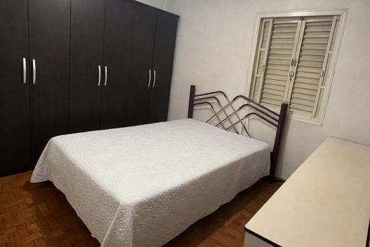 Quarto de apartamento à venda com 2 quartos, 61m² em Vila Mimosa, Campinas