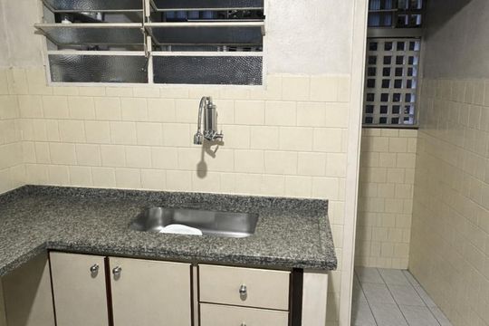 Cozinha de apartamento à venda com 2 quartos, 61m² em Vila Mimosa, Campinas