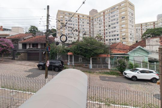 vista de apartamento para alugar com 2 quartos, 28m² em Santo Antônio, Porto Alegre