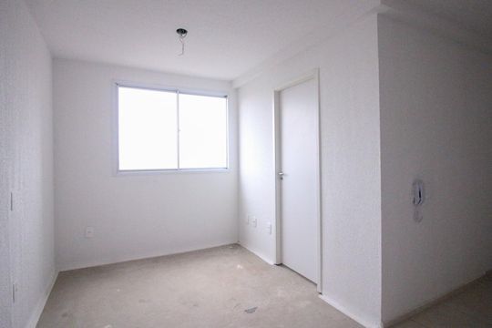 Apartamento à venda com 2 quartos, 35m² em Jardim Santa Adelia, São Paulo