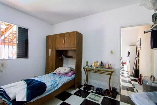 Casa à venda com 4 quartos, 224m² em Parque Novo Oratório, Santo André