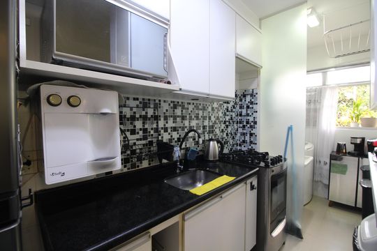 Cozinha de apartamento para alugar com 2 quartos, 65m² em Taquara, Rio de Janeiro