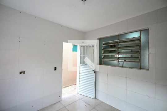 Área de serviço de casa à venda com 3 quartos, 130m² em Parque das Cigarreiras, Taboão da Serra