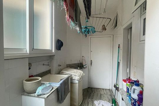 Área de serviço de apartamento à venda com 3 quartos, 100m² em Lourdes, Belo Horizonte