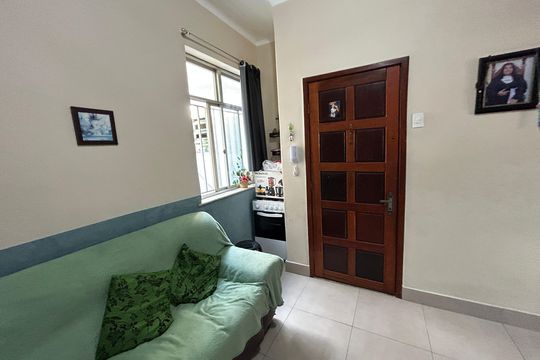 Sala de casa para alugar com 2 quartos, 42m² em Encantado, Rio de Janeiro