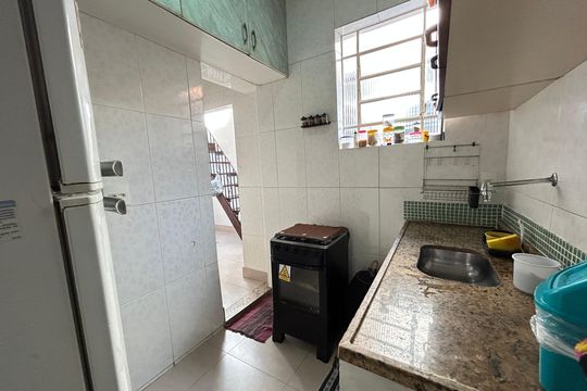 Cozinha de casa para alugar com 2 quartos, 42m² em Encantado, Rio de Janeiro