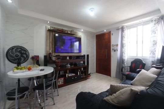 Apartamento à venda com 2 quartos, 41m² em Conjunto Promorar Sapopemba, São Paulo