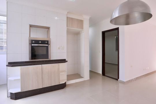 Cozinha de apartamento à venda com 2 quartos, 85m² em Vila Claudia, São Paulo