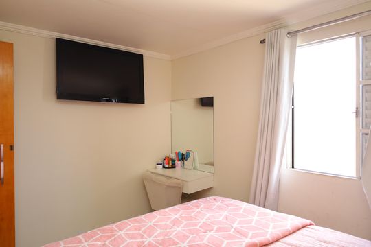 Quarto 1 de apartamento à venda com 2 quartos, 55m² em Itaquera, São Paulo