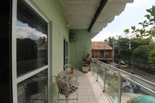 Quarto 1 - Varanda de casa à venda com 5 quartos, 160m² em Taquara, Rio de Janeiro