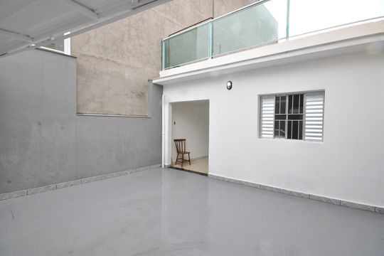 Garagem de casa à venda com 2 quartos, 120m² em Parque Vitoria, São Paulo