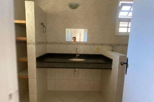 Banheiro 2 de casa para alugar com 3 quartos, 200m² em Stella Maris, Salvador