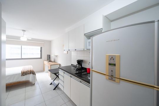 Cozinha de kitnet/studio para alugar com 1 quarto, 24m² em Vila Clementino, São Paulo