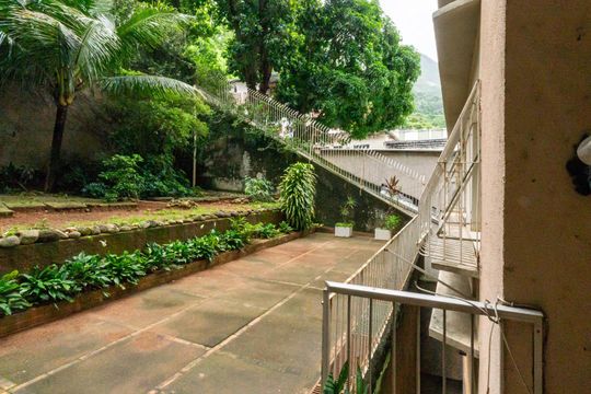 Quintal de apartamento à venda com 3 quartos, 127m² em Tijuca, Rio de Janeiro