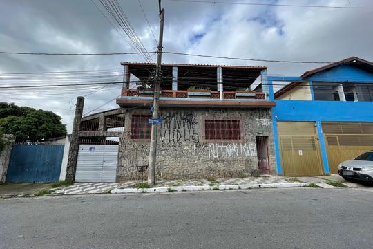 Fachada  de casa à venda com 3 quartos, 400m² em Jardim Belem, São Paulo