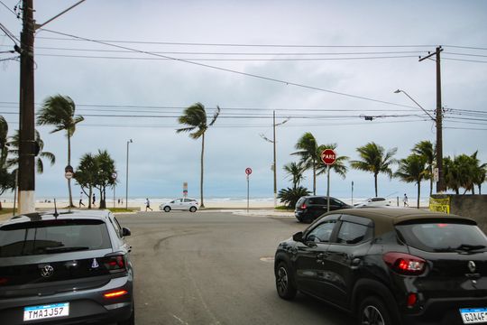 Vista da Rua de apartamento para alugar com 3 quartos, 86m² em Guilhermina, Praia Grande