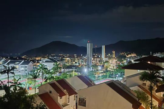 Vista de apartamento para alugar com 2 quartos, 70m² em Praia Brava, Florianópolis