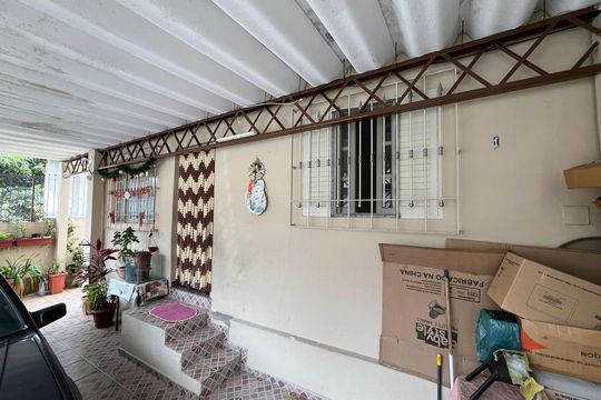Garagem de casa à venda com 2 quartos, 189m² em Vila Roque, São Paulo