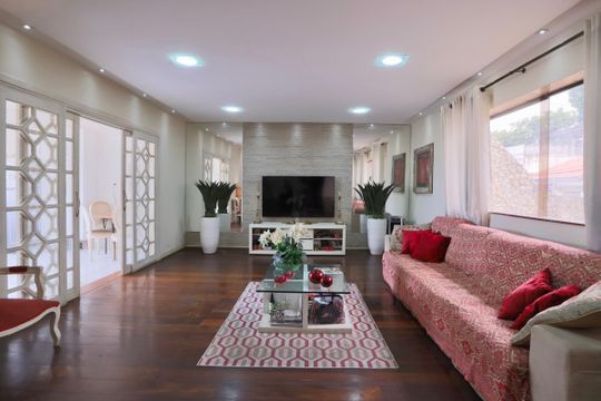 Casa à venda com 4 quartos, 450m² em Vila Oratorio, São Paulo