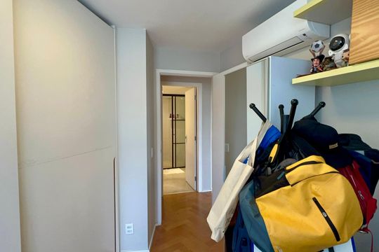 Quarto 2 de apartamento à venda com 3 quartos, 178m² em Jardim Paulistano, São Paulo