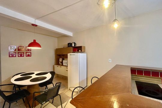 Sala de kitnet/studio para alugar com 2 quartos, 50m² em Jardim do Trevo, Campinas
