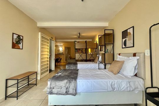 Quarto de kitnet/studio para alugar com 2 quartos, 50m² em Jardim do Trevo, Campinas