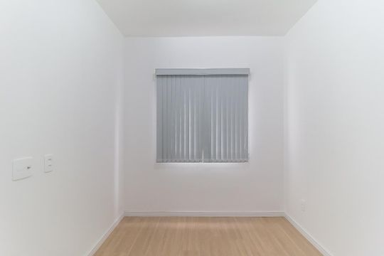 Quarto 2 de apartamento para alugar com 2 quartos, 61m² em Jardim Santo Antonio, Poá