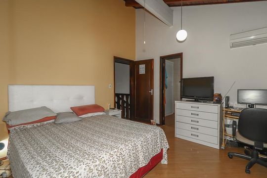 Quarto Suíte de casa à venda com 3 quartos, 200m² em Jardim Sabará, Porto Alegre