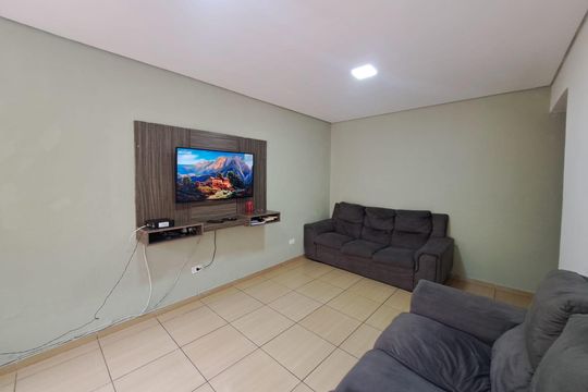 Sala de casa à venda com 2 quartos, 144m² em Santo Antônio, Osasco