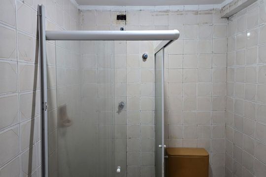 Banheiro Social de kitnet/studio à venda com 1 quarto, 32m² em Centro, Guarulhos