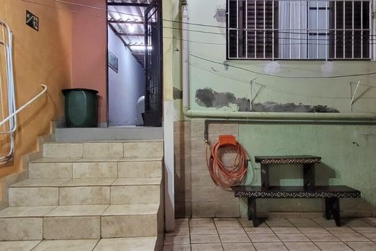 Área externa de casa à venda com 2 quartos, 200m² em Vila Pires, Santo André