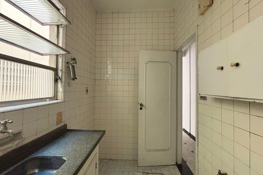 Cozinha de apartamento para alugar com 1 quarto, 51m² em Copacabana, Rio de Janeiro