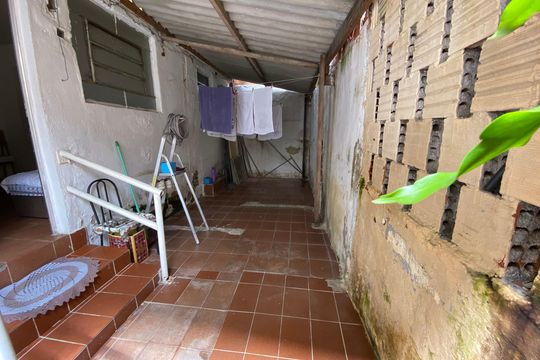Casa à venda com 3 quartos, 252m² em Jardim Mirante, São Paulo