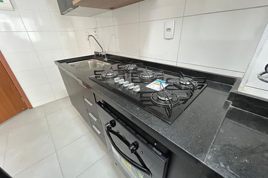 Cozinha de apartamento para alugar com 2 quartos, 55m² em Del Castilho, Rio de Janeiro