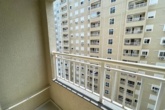 Varanda da sala de apartamento para alugar com 2 quartos, 55m² em Del Castilho, Rio de Janeiro