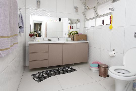 Banheiro Social de apartamento à venda com 4 quartos, 248m² em Cidade Jardim, Belo Horizonte