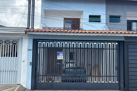Fachada  de casa à venda com 3 quartos, 220m² em Jardim Brasilandia, São Bernardo do Campo