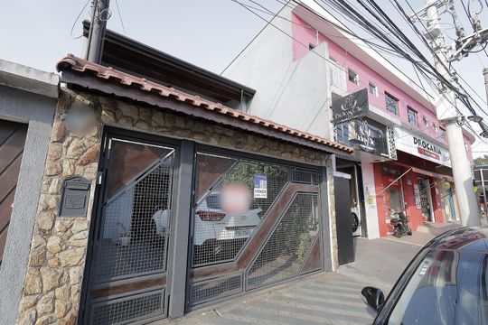 Fachada de casa à venda com 3 quartos, 270m² em Parque Sao Vicente, Santo André