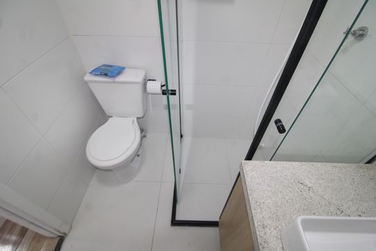 Banheiro de apartamento para alugar com 1 quarto, 29m² em Parada Inglesa, São Paulo