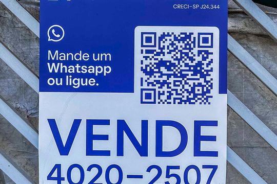 Placa Instalada na Fachada de casa à venda com 2 quartos, 120m² em Vila Mazzei, Santo André