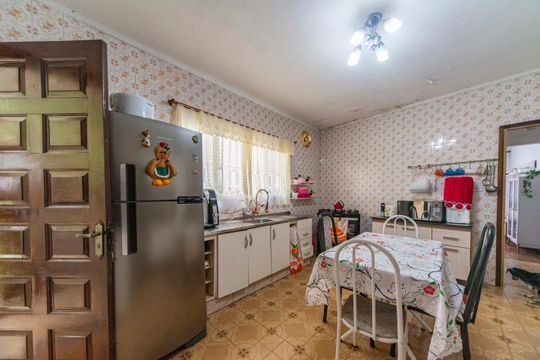 Cozinha  de casa à venda com 2 quartos, 120m² em Vila Mazzei, Santo André