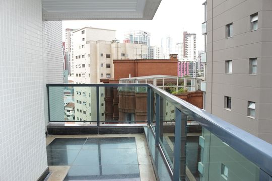 Apartamento para alugar com 4 quartos, 200m² em Higienópolis, São Paulo