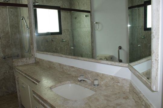 Apartamento para alugar com 4 quartos, 200m² em Higienópolis, São Paulo